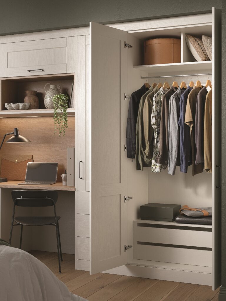 Kensington_Bedroom_Porcelain 1