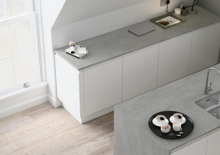 Strada Gloss White and Aldana CMS Green 1